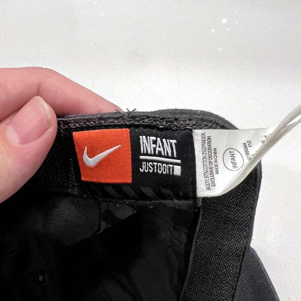 Nike Swoosh‎ Adjustable Baseball Cap Hat Boys Infant Game Black Toddler